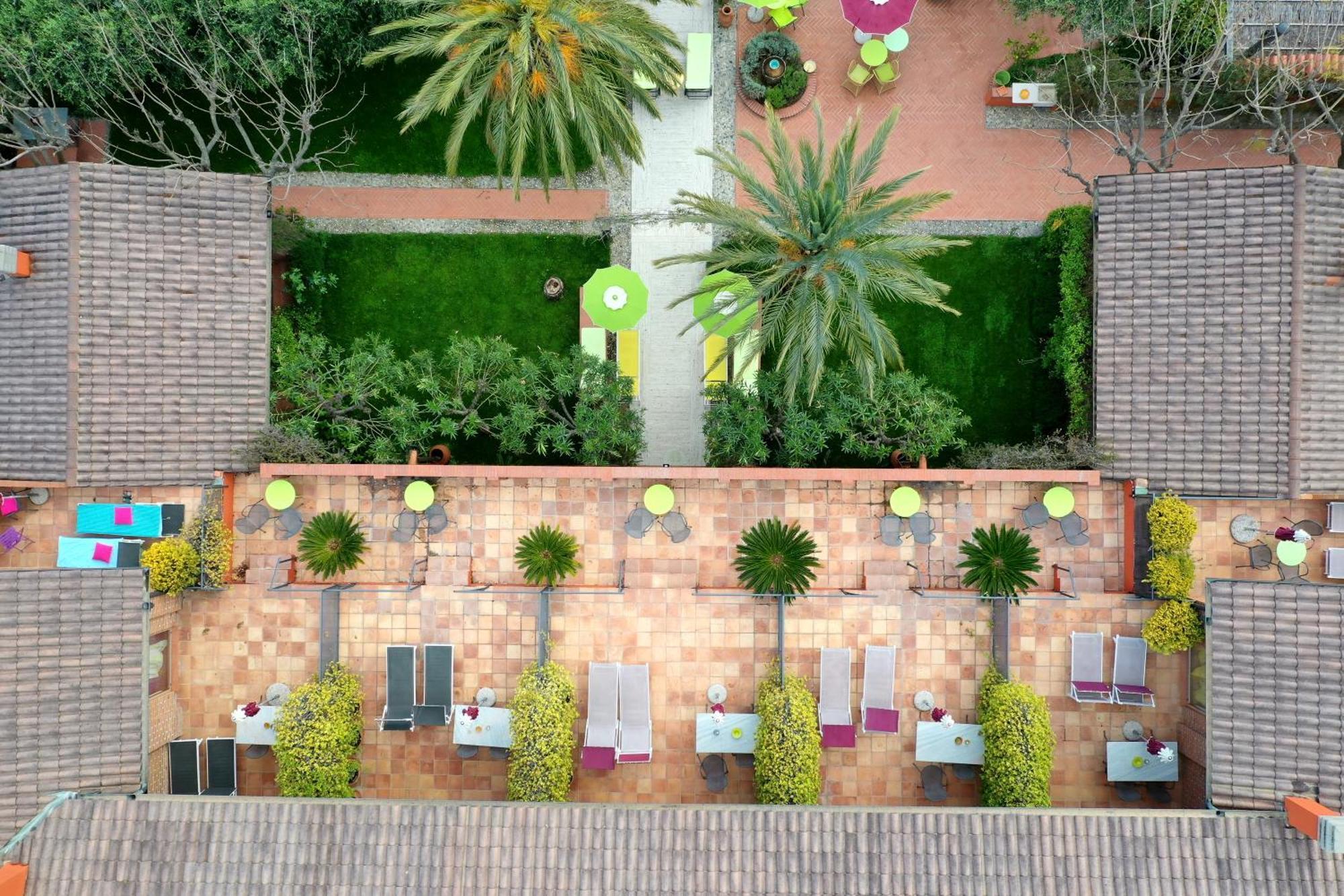 Aparthotel Relais San Damian Imperia Exterior foto