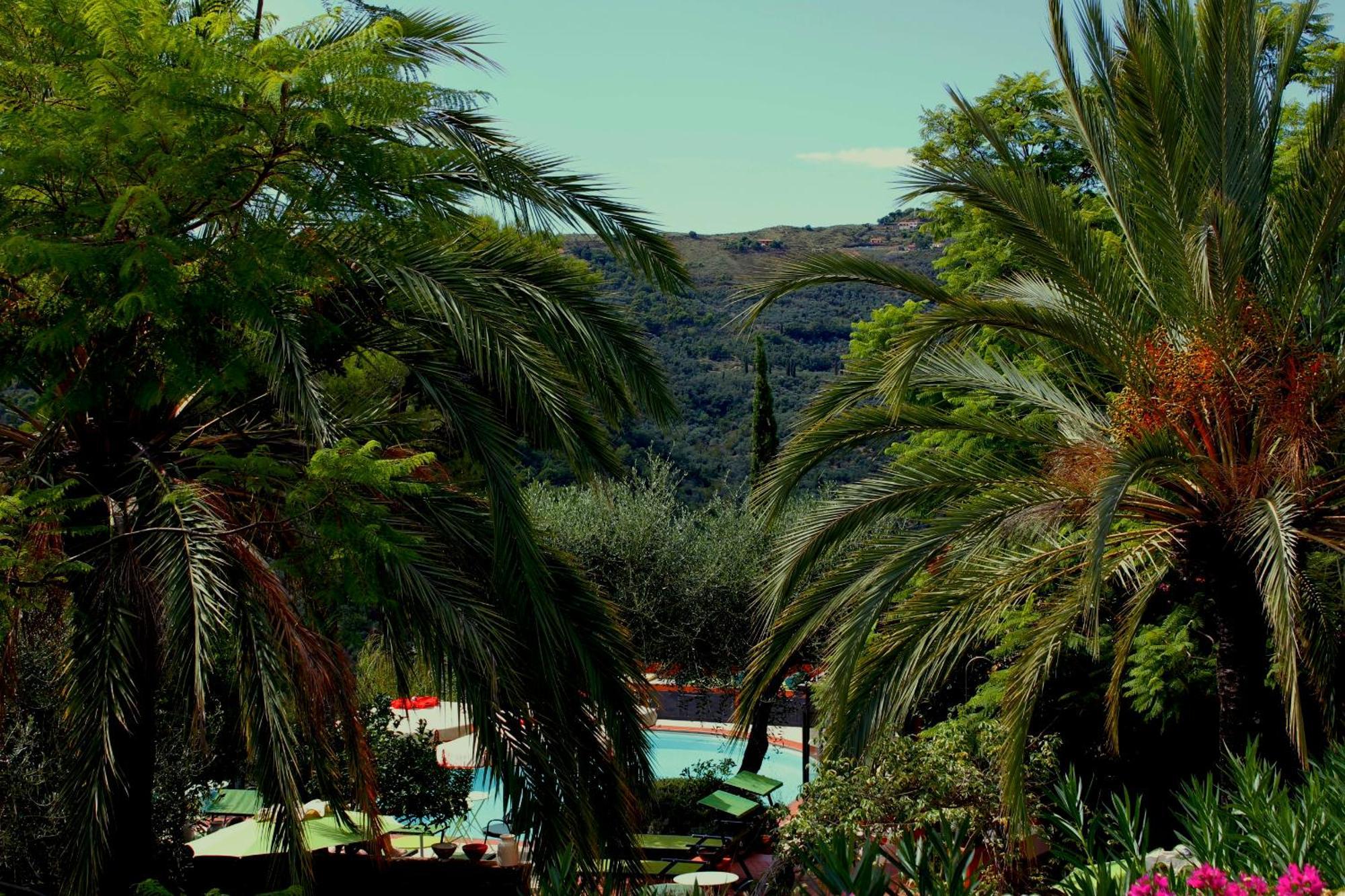 Aparthotel Relais San Damian Imperia Exterior foto